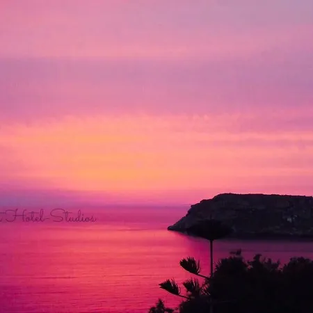 Sunset Апарт-отель 2*